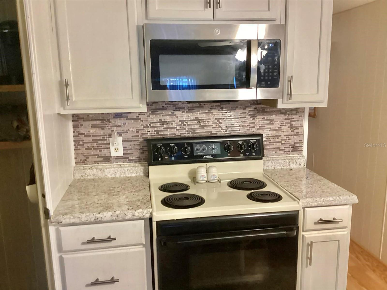 SLEEPY HOLLOW MOBILE ESTATES - Residential