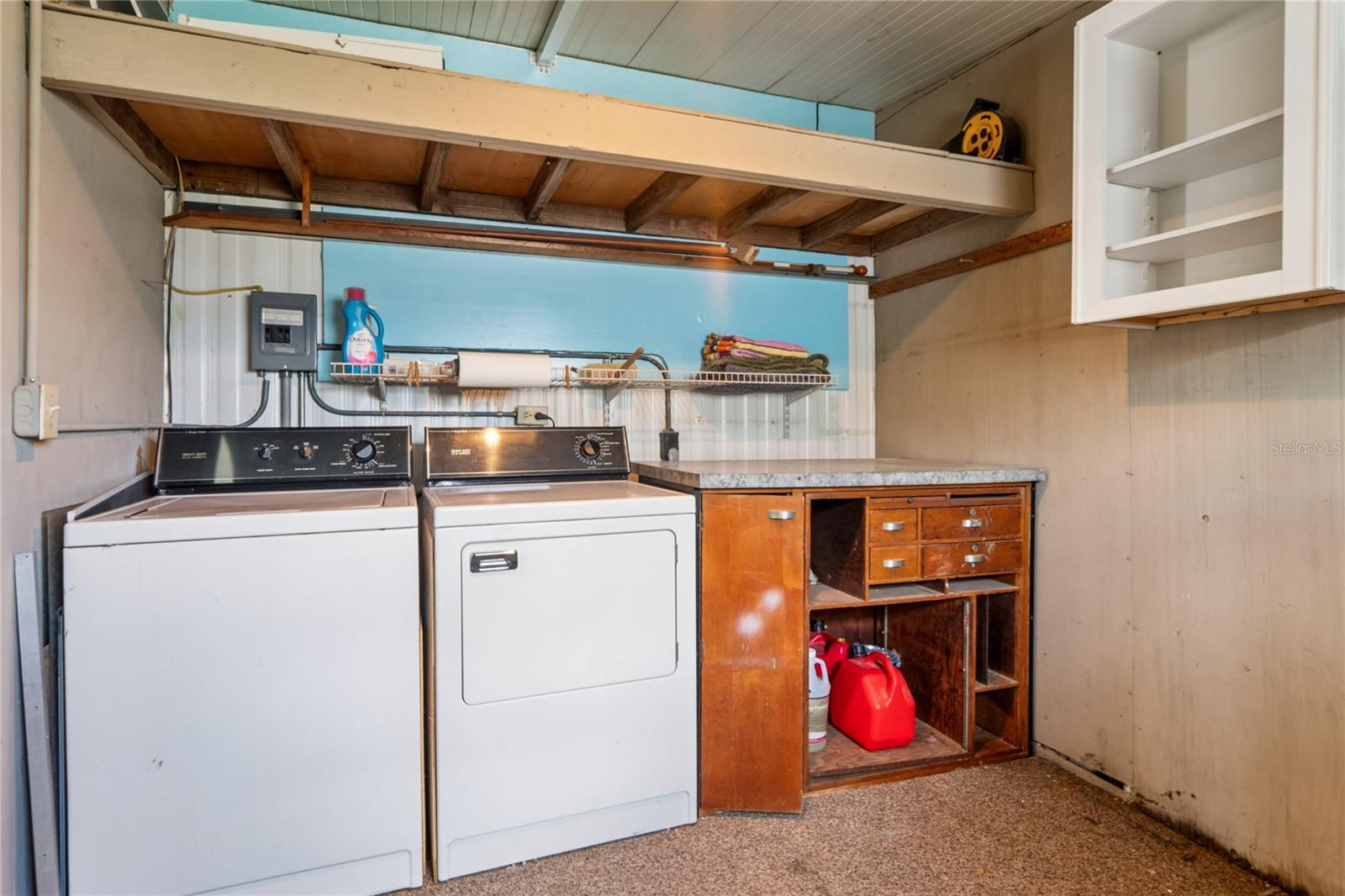 SLEEPY HOLLOW MOBILE ESTATES - Residential
