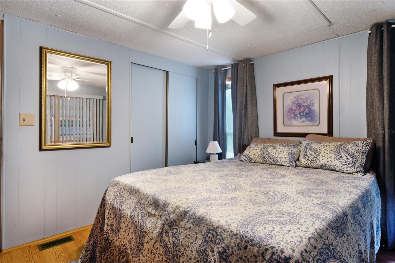SLEEPY HOLLOW MOBILE ESTATES - Residential