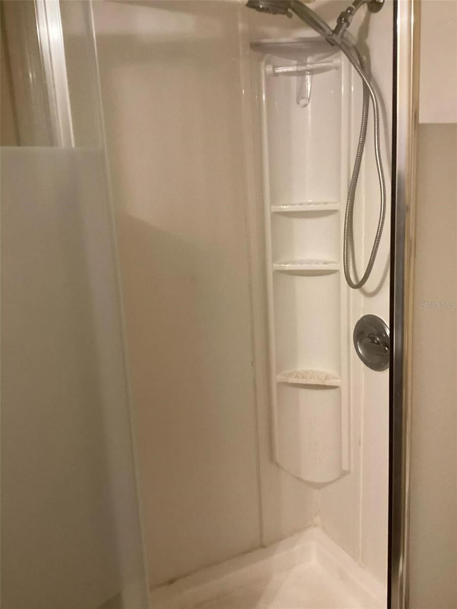 SLEEPY HOLLOW MOBILE ESTATES - Residential