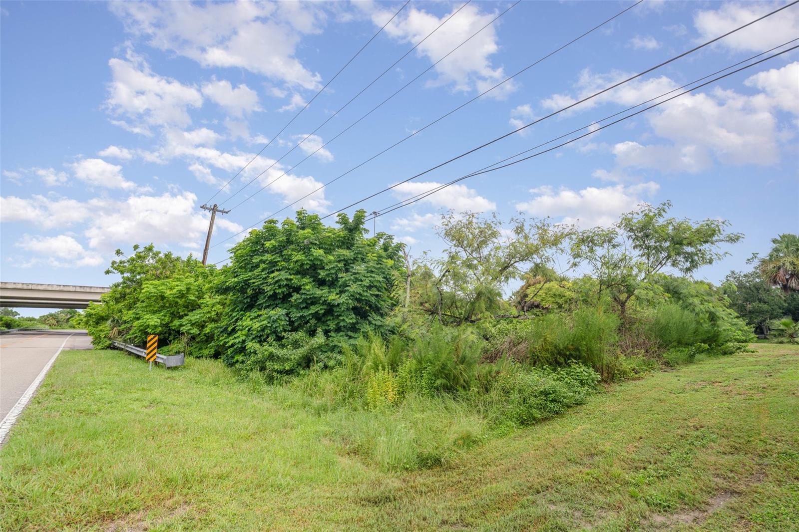 WYCHEWOOD SHORES - Land