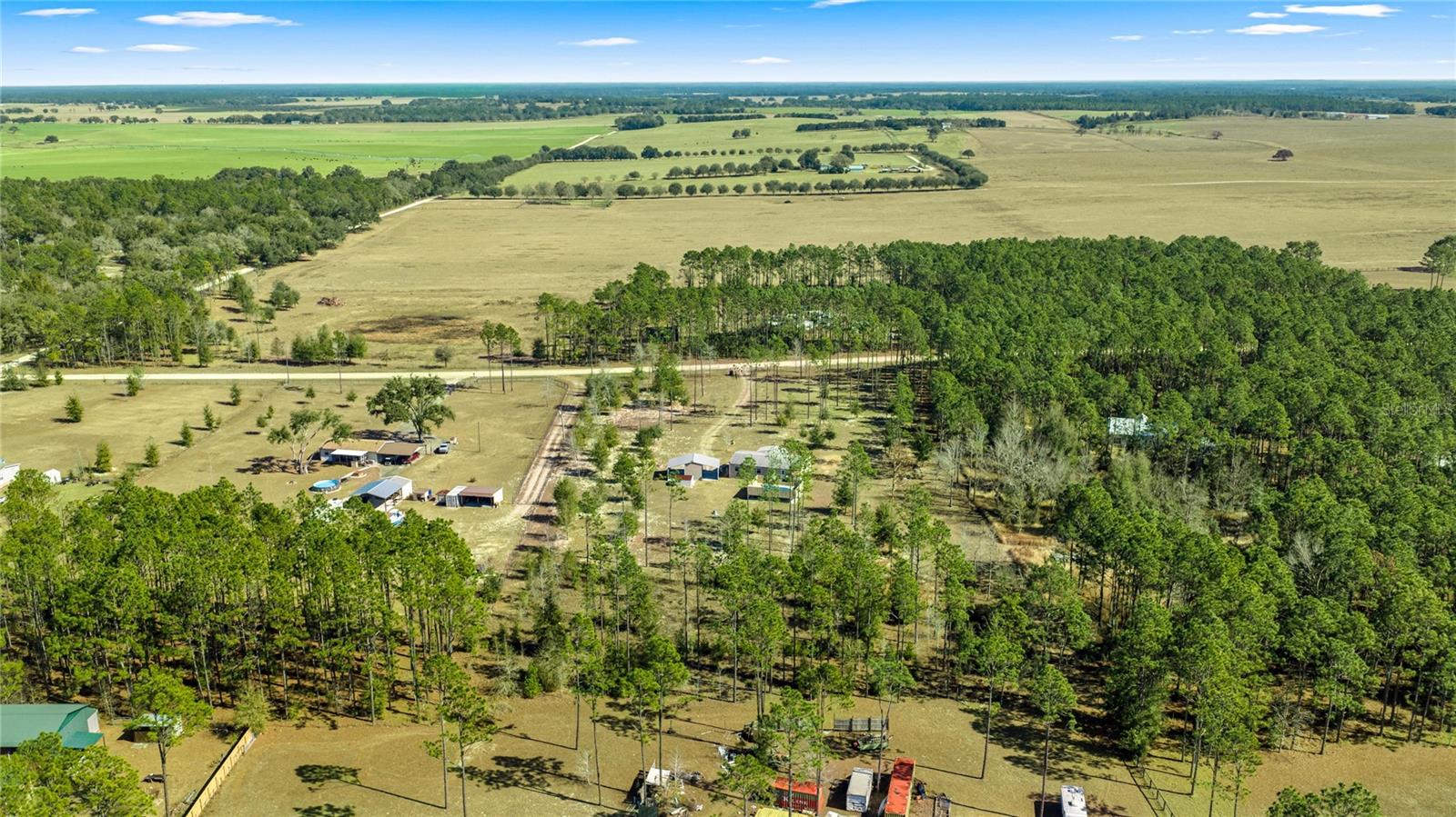 LANGLEY ESTATE - Residential