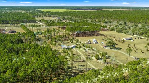 Tiny photo for 5130 SE 137th Avenue, Morriston, FL 32668 (MLS # OM717876)