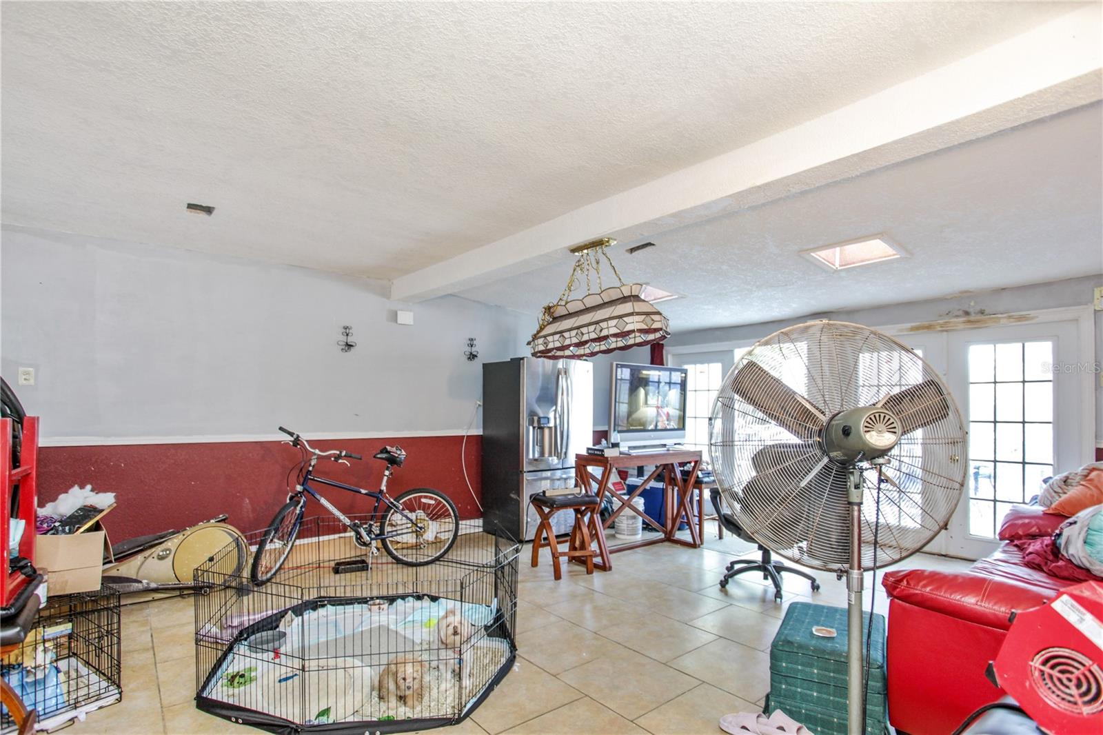 CAROLINE ESTATES 2ND ADD - Residential