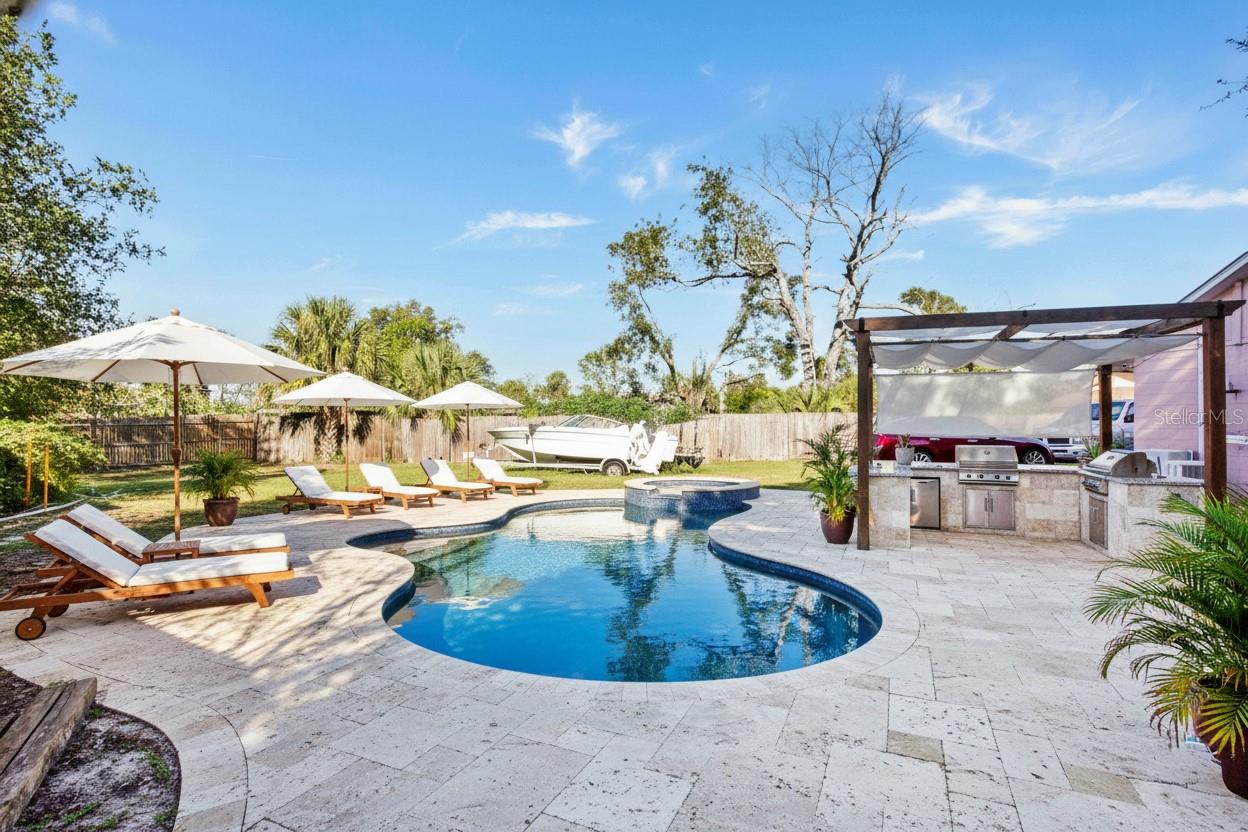 CAROLINE ESTATES 2ND ADD - Residential