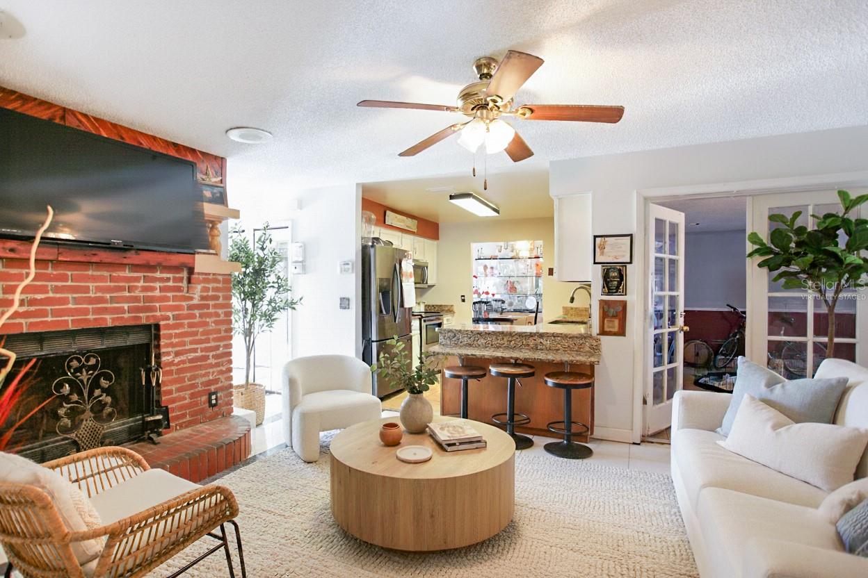 CAROLINE ESTATES 2ND ADD - Residential