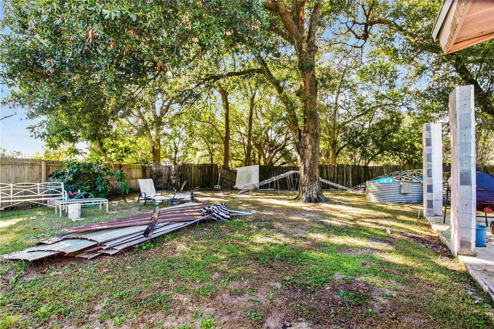 CAROLINE ESTATES 2ND ADD - Residential