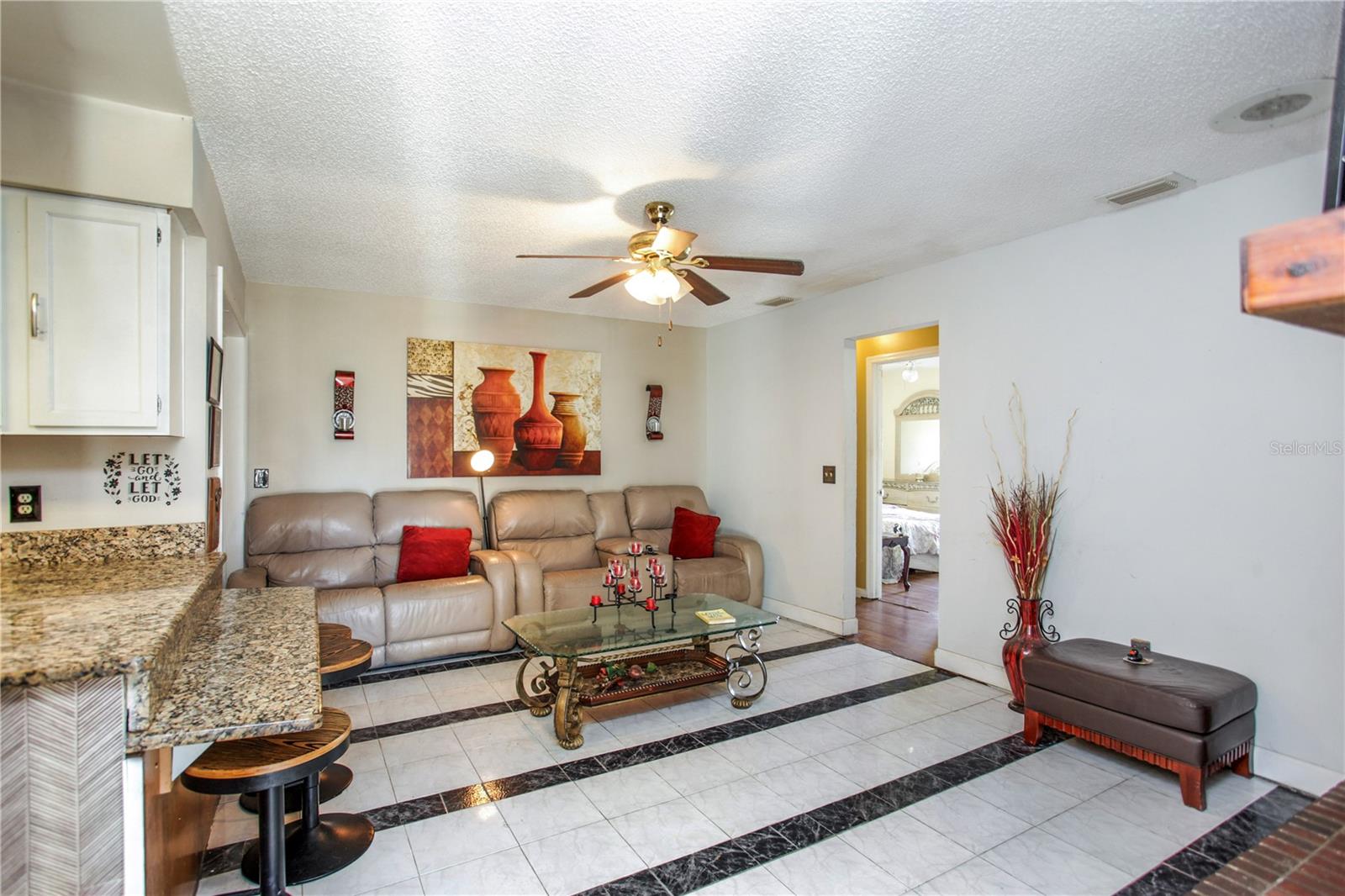 CAROLINE ESTATES 2ND ADD - Residential