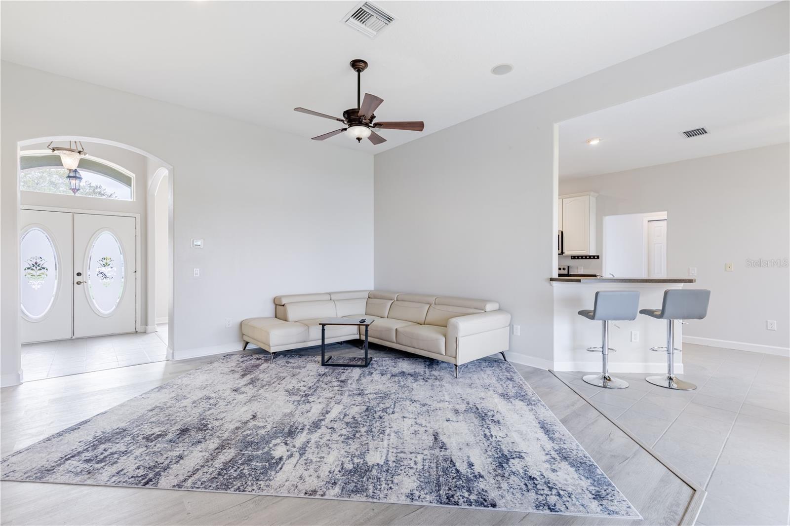 TAVARES LAKESIDE AT TAVARES SUB - Residential