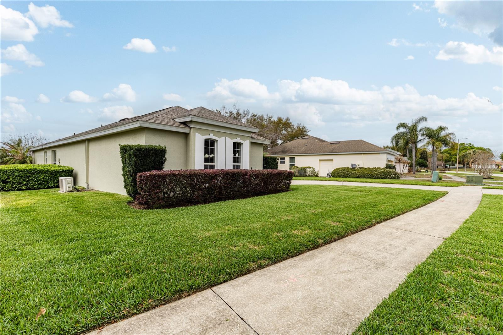 TAVARES LAKESIDE AT TAVARES SUB - Residential