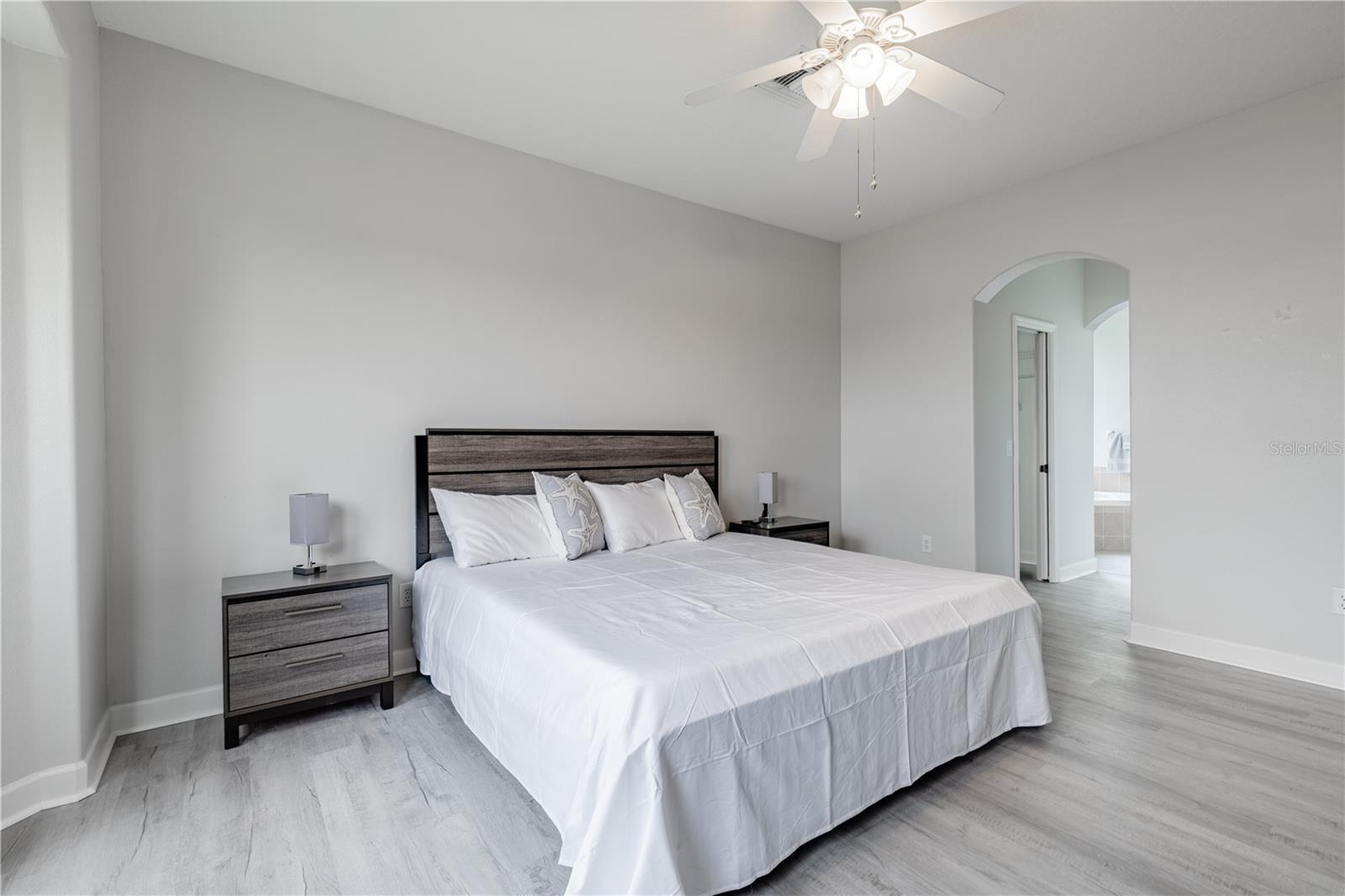 TAVARES LAKESIDE AT TAVARES SUB - Residential