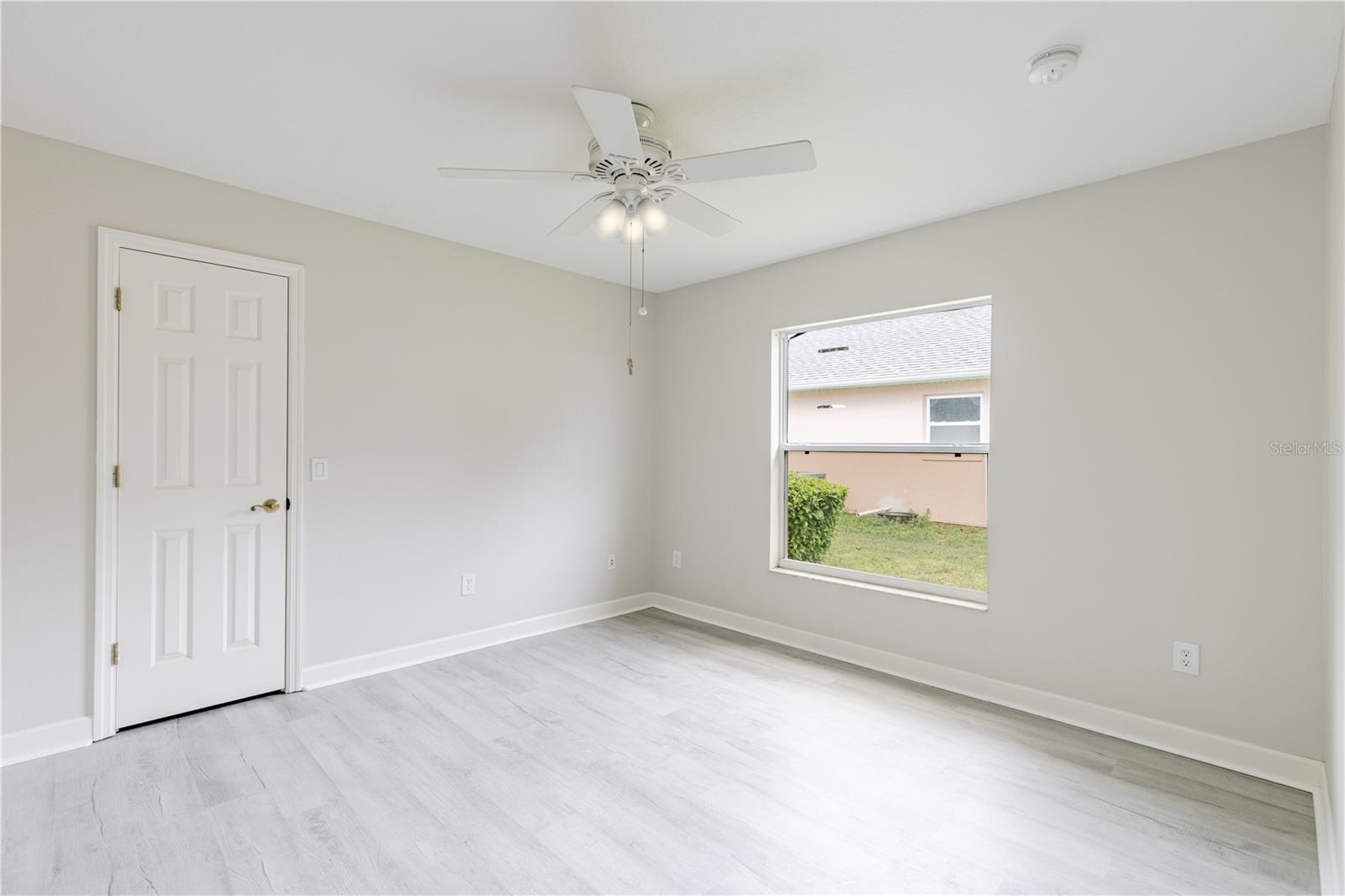 TAVARES LAKESIDE AT TAVARES SUB - Residential