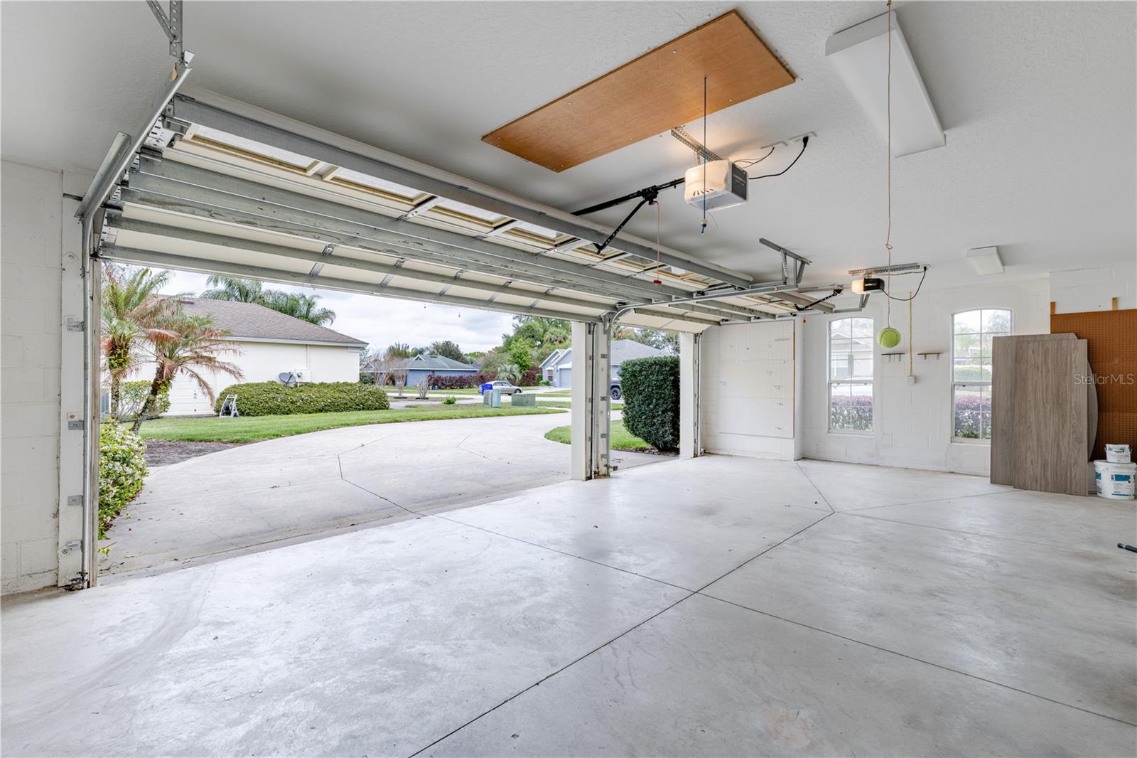 TAVARES LAKESIDE AT TAVARES SUB - Residential