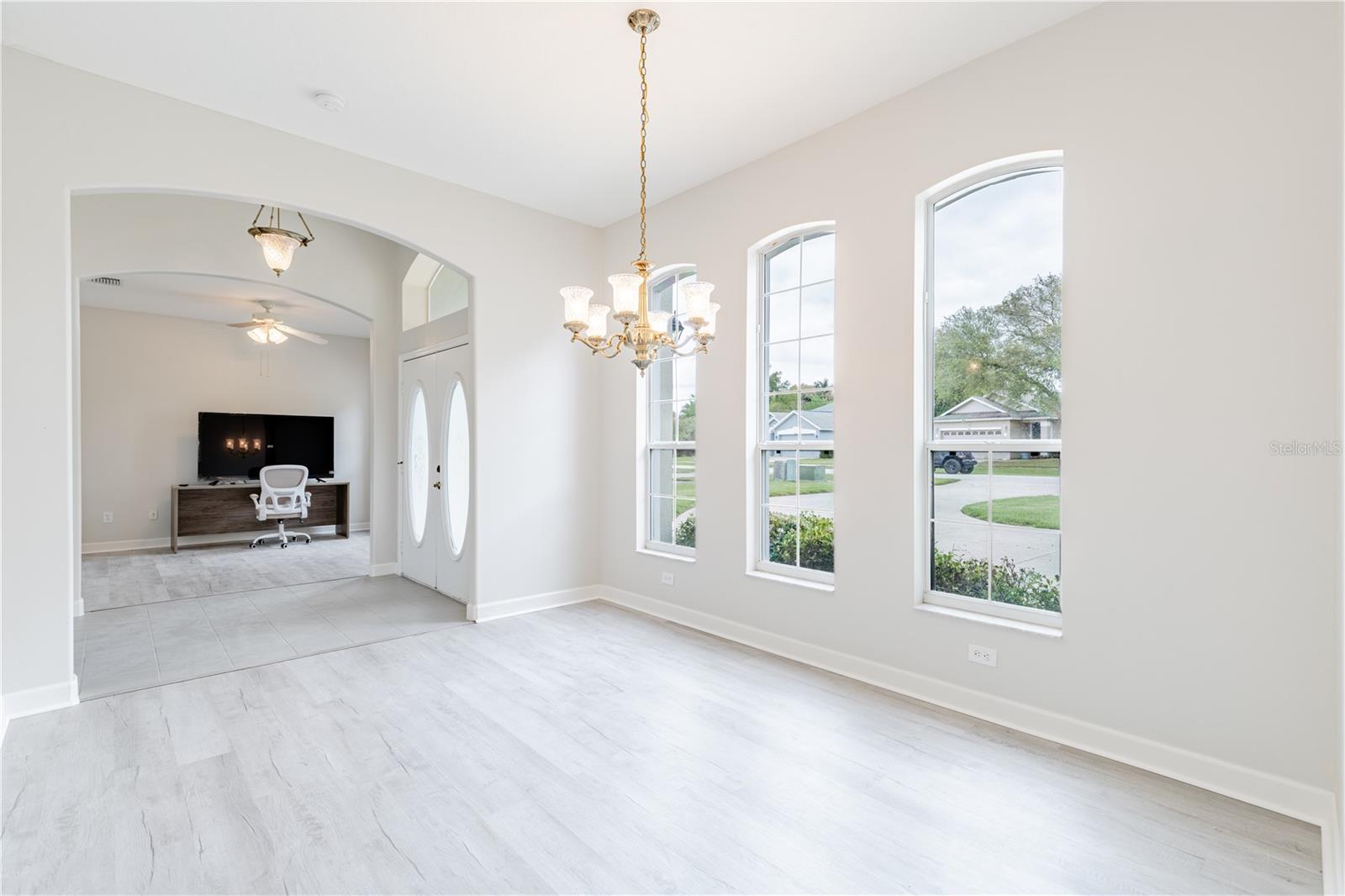 TAVARES LAKESIDE AT TAVARES SUB - Residential