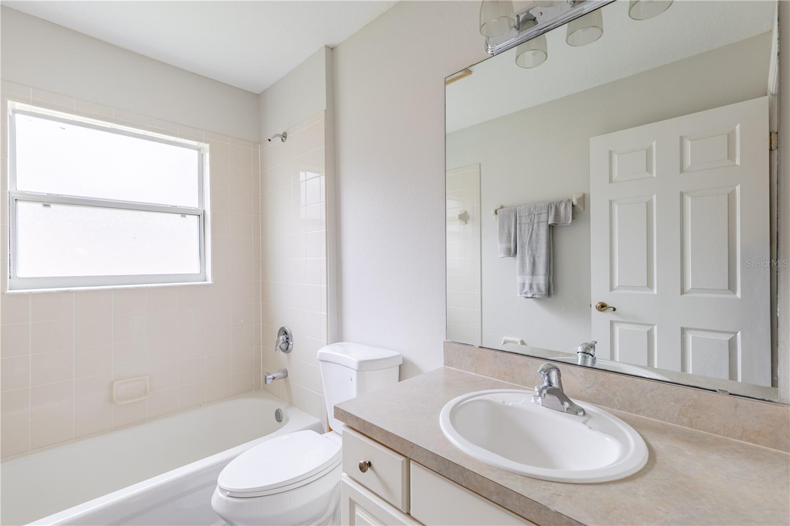 TAVARES LAKESIDE AT TAVARES SUB - Residential