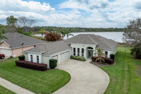 Photo of 3804 Bayshore Circle, Tavares, FL 32778 (MLS # G5109614)