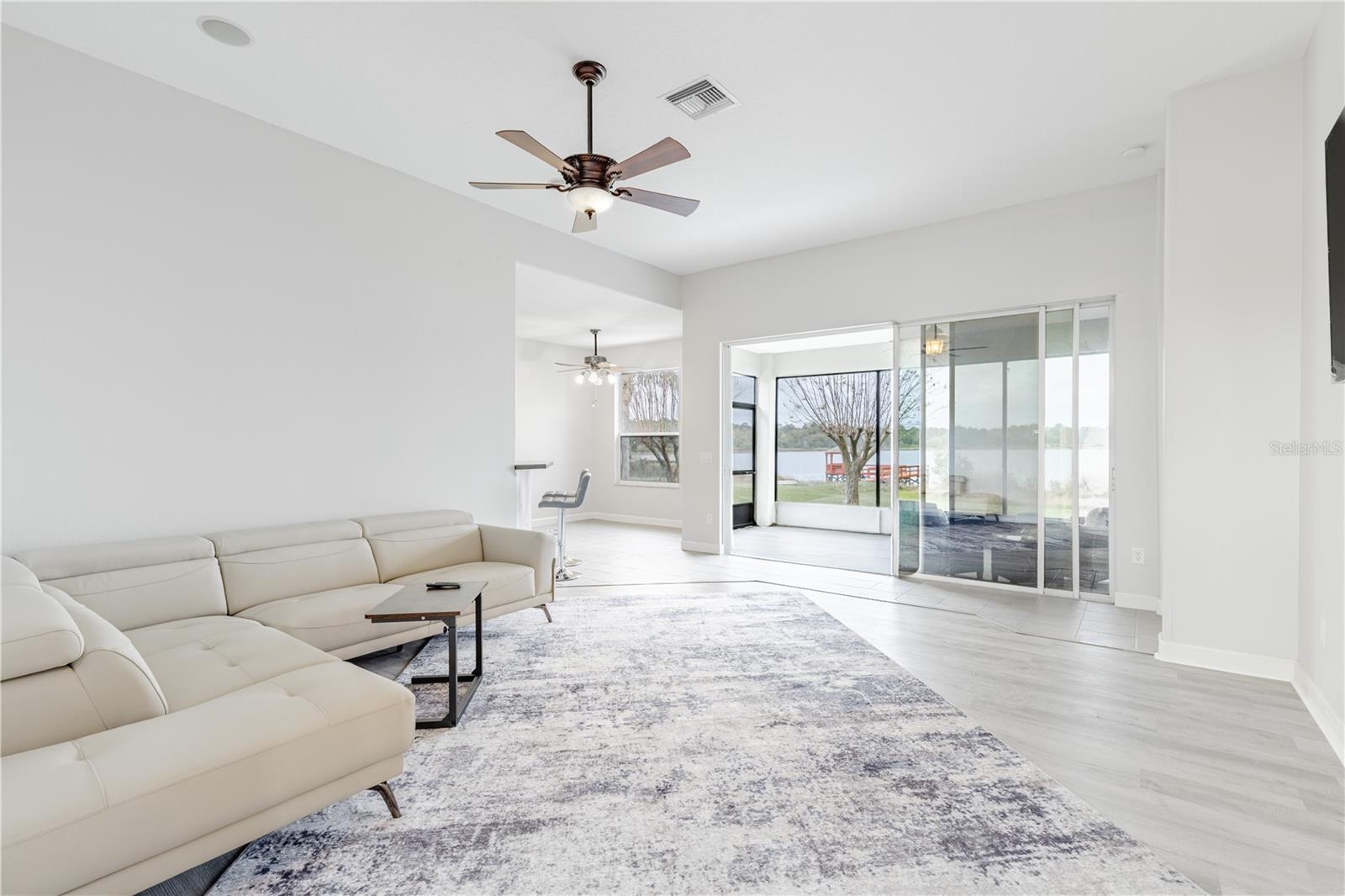 TAVARES LAKESIDE AT TAVARES SUB - Residential