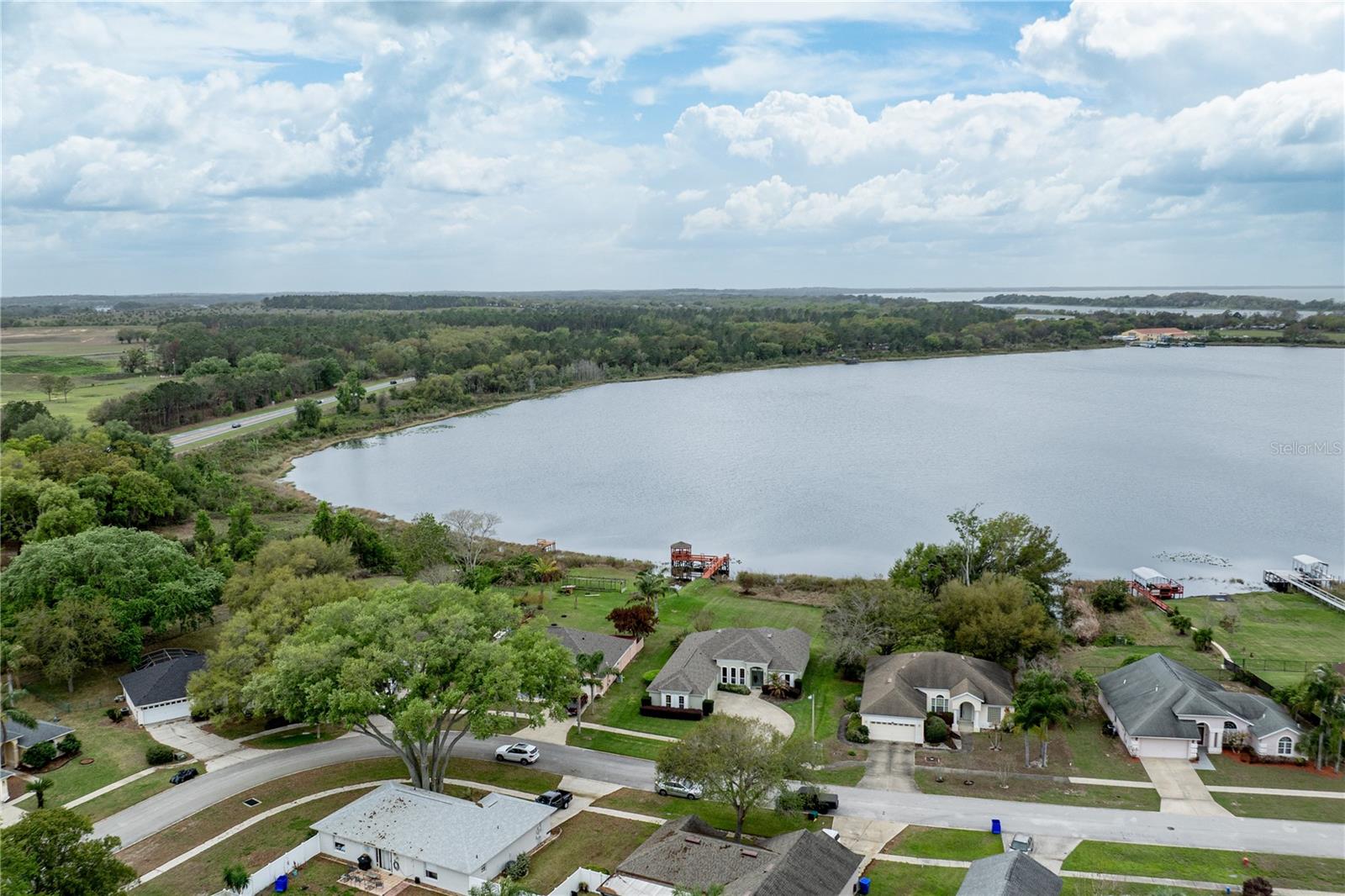 TAVARES LAKESIDE AT TAVARES SUB - Residential