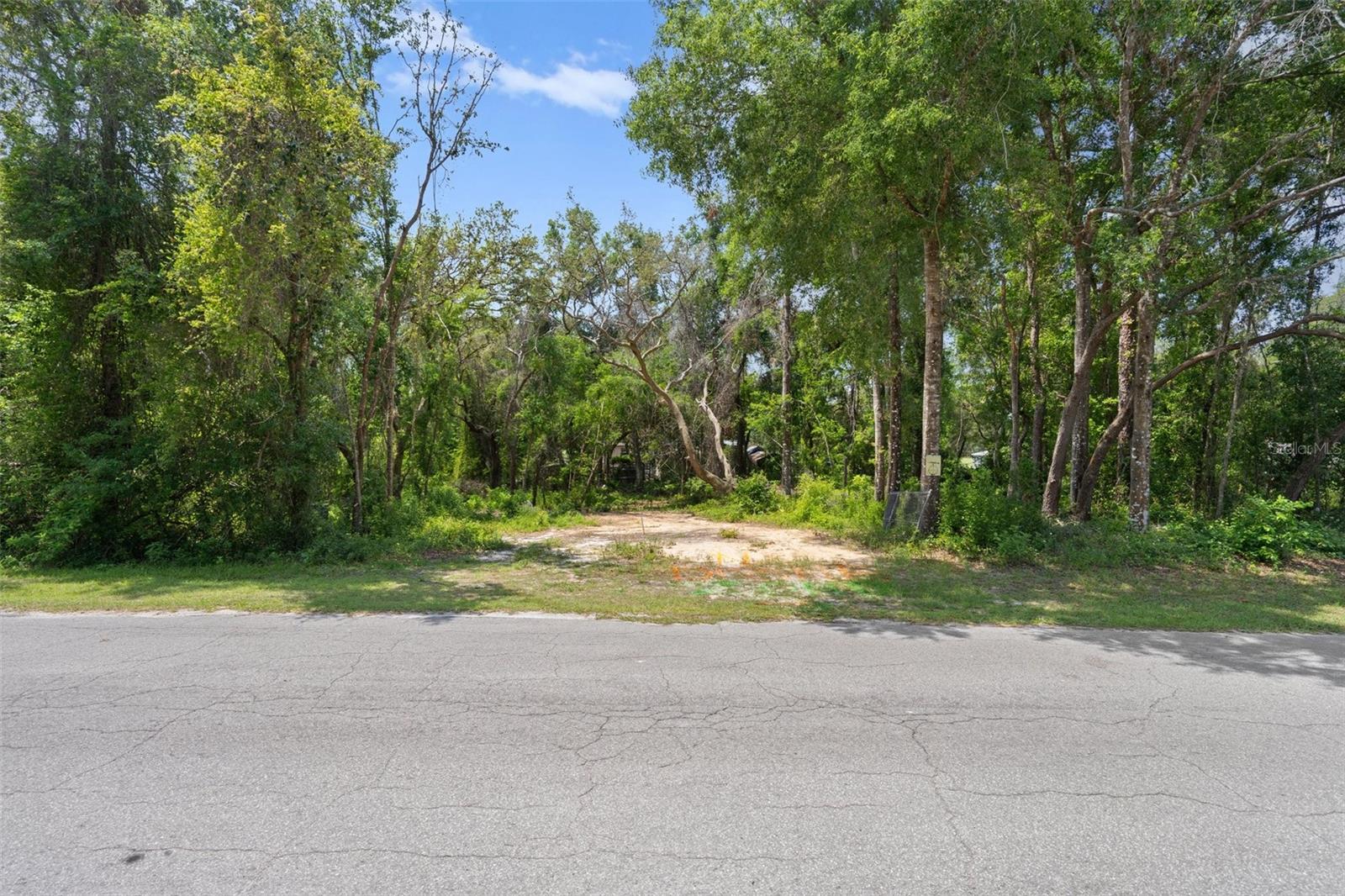 CROOM A COOCHEE ESTATES - Land