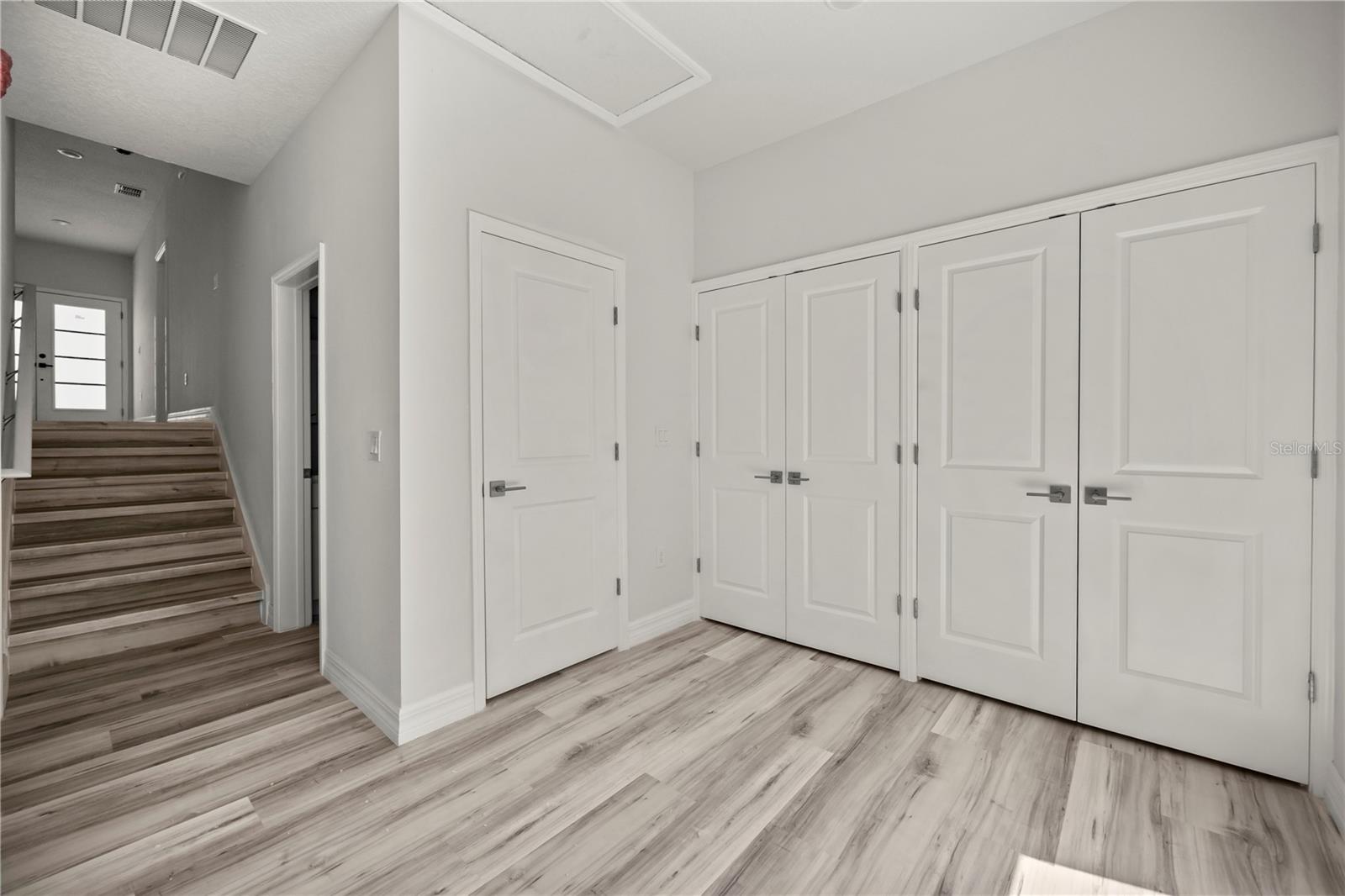 MT VERNON HEIGHTS - Residential