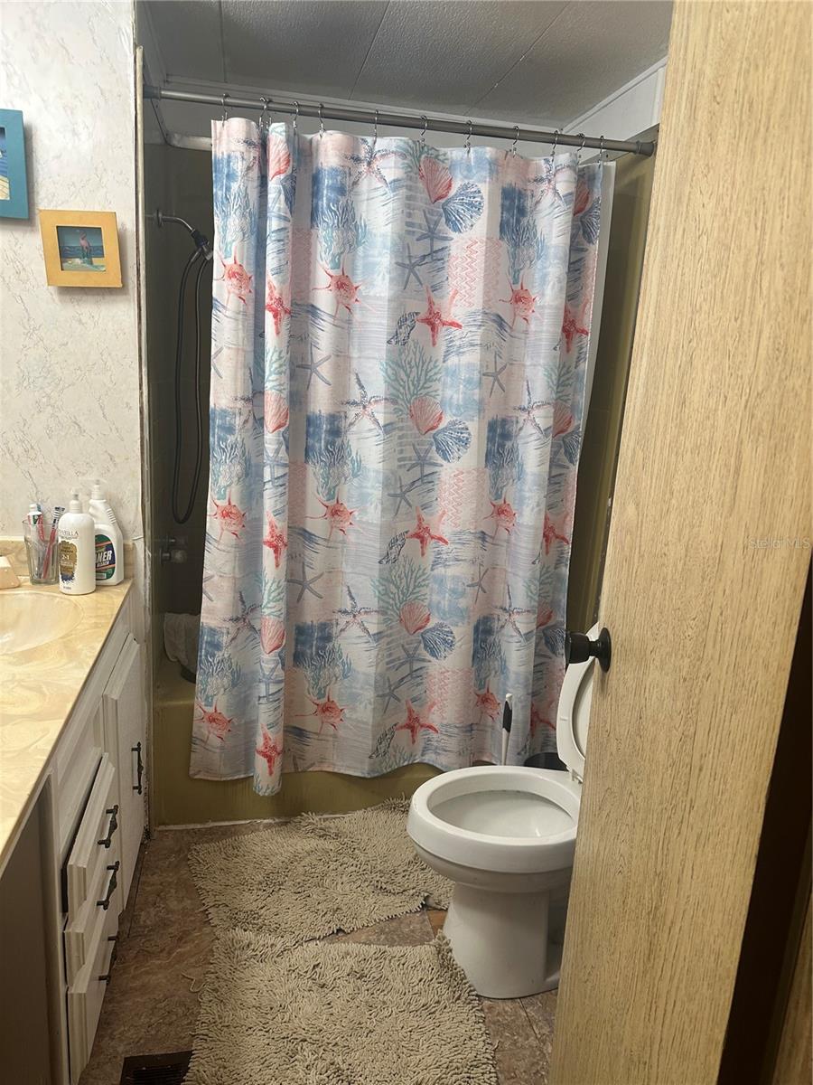 LAKELAND SKYVIEW - Residential