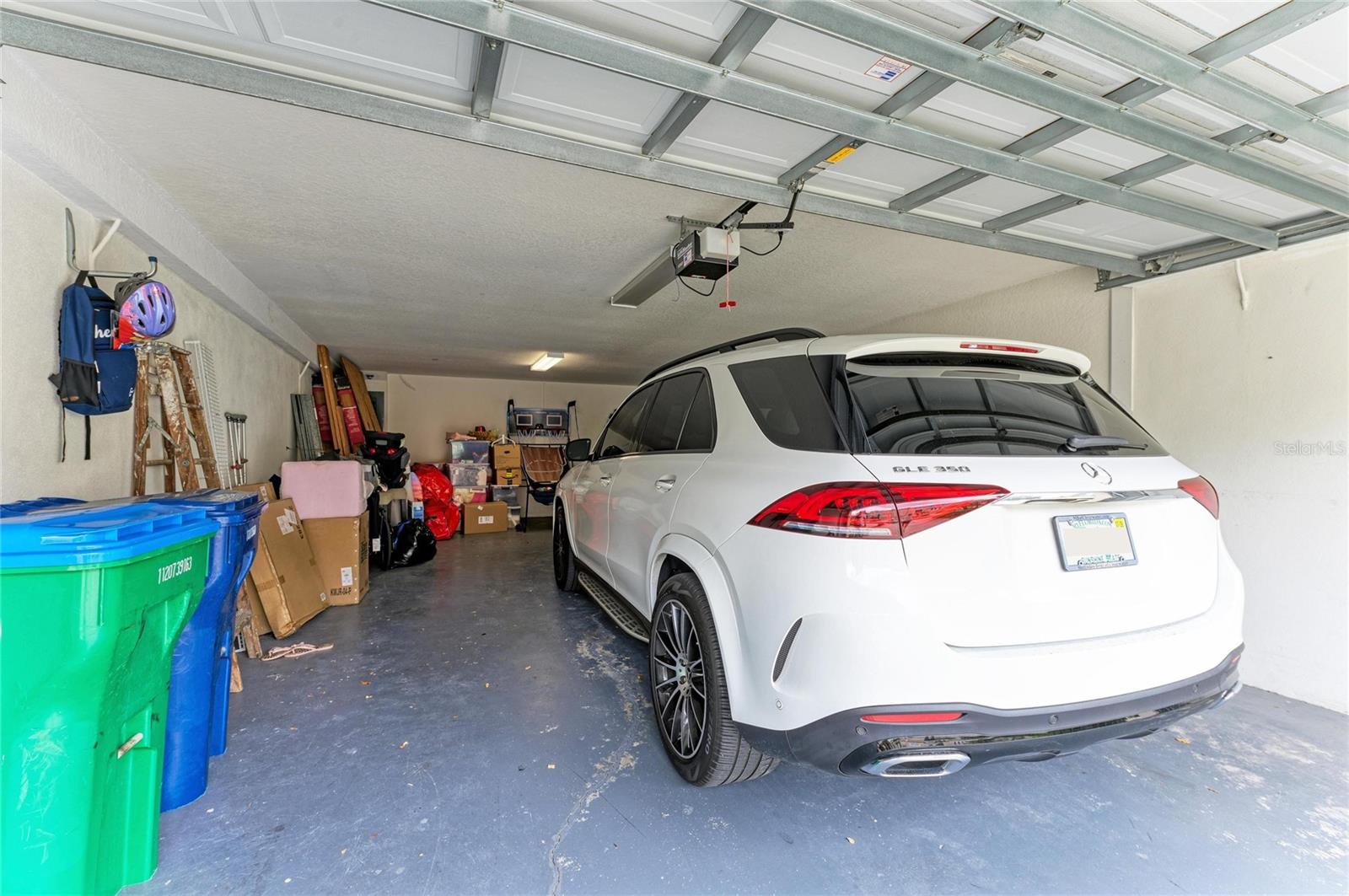 SEMINOLE ISLE TWNHMS - Residential