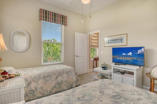 STONEYBROOK GOLF & COUNTRY CLUB - Residential Lease