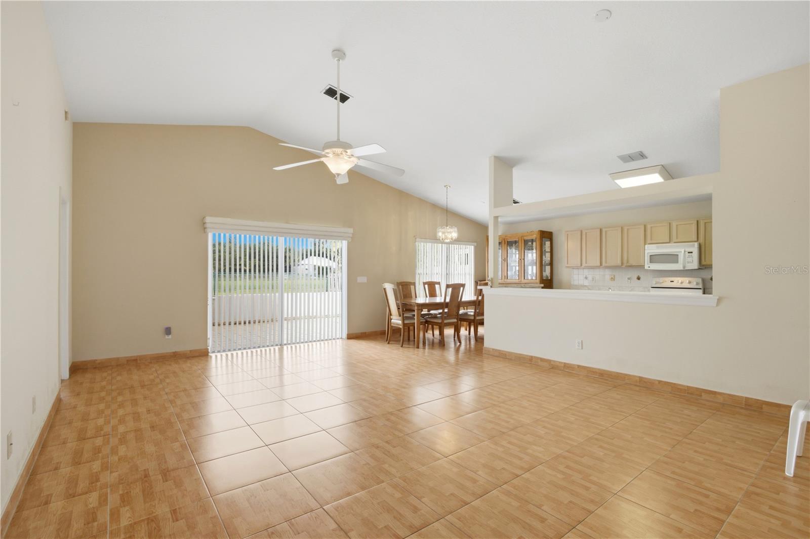 ISLAND CLUB AT RIO PINAR LAKES - Residential