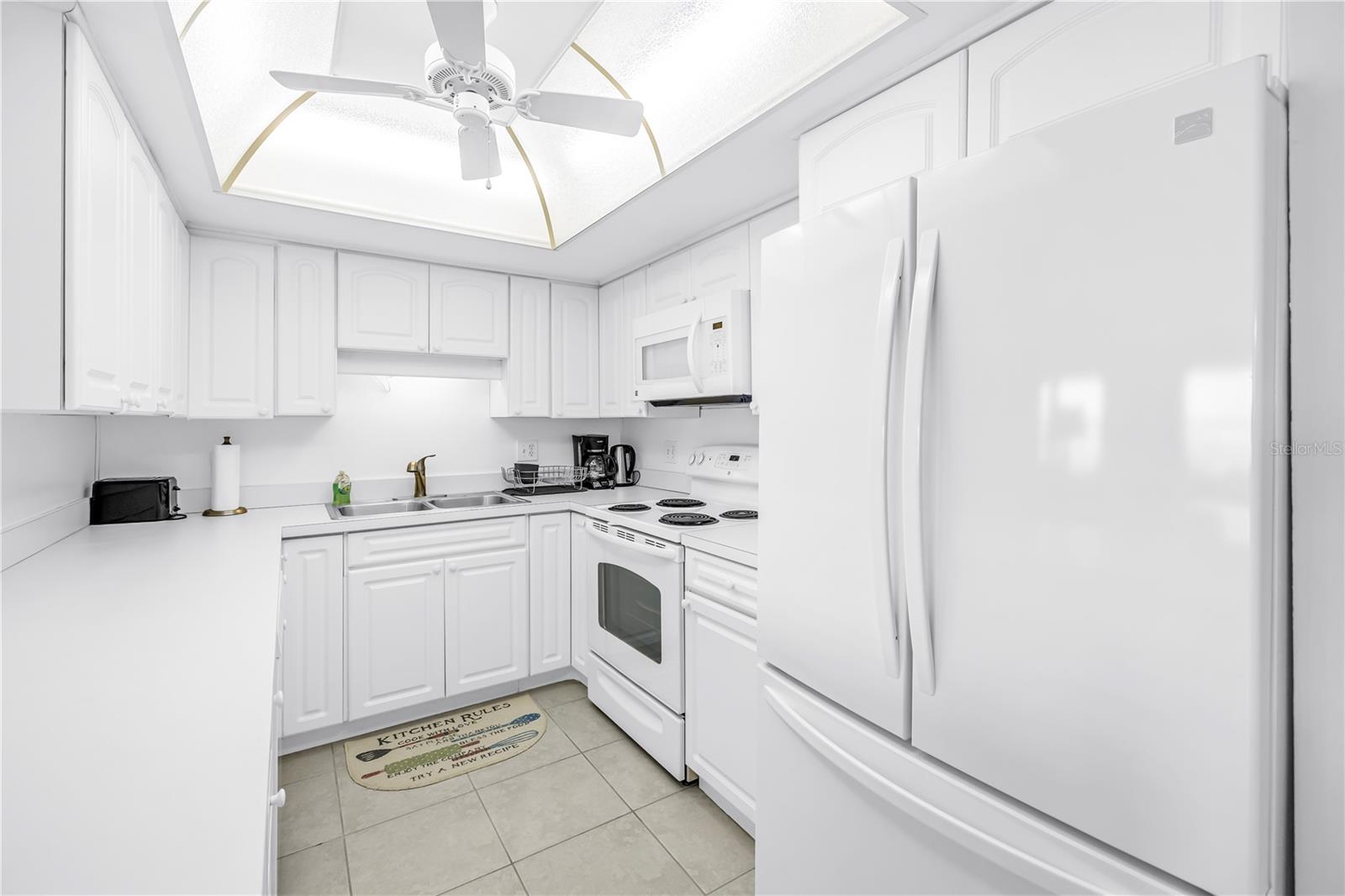 BAYWAY ISLES POINT BRITTANY FIVE - Residential