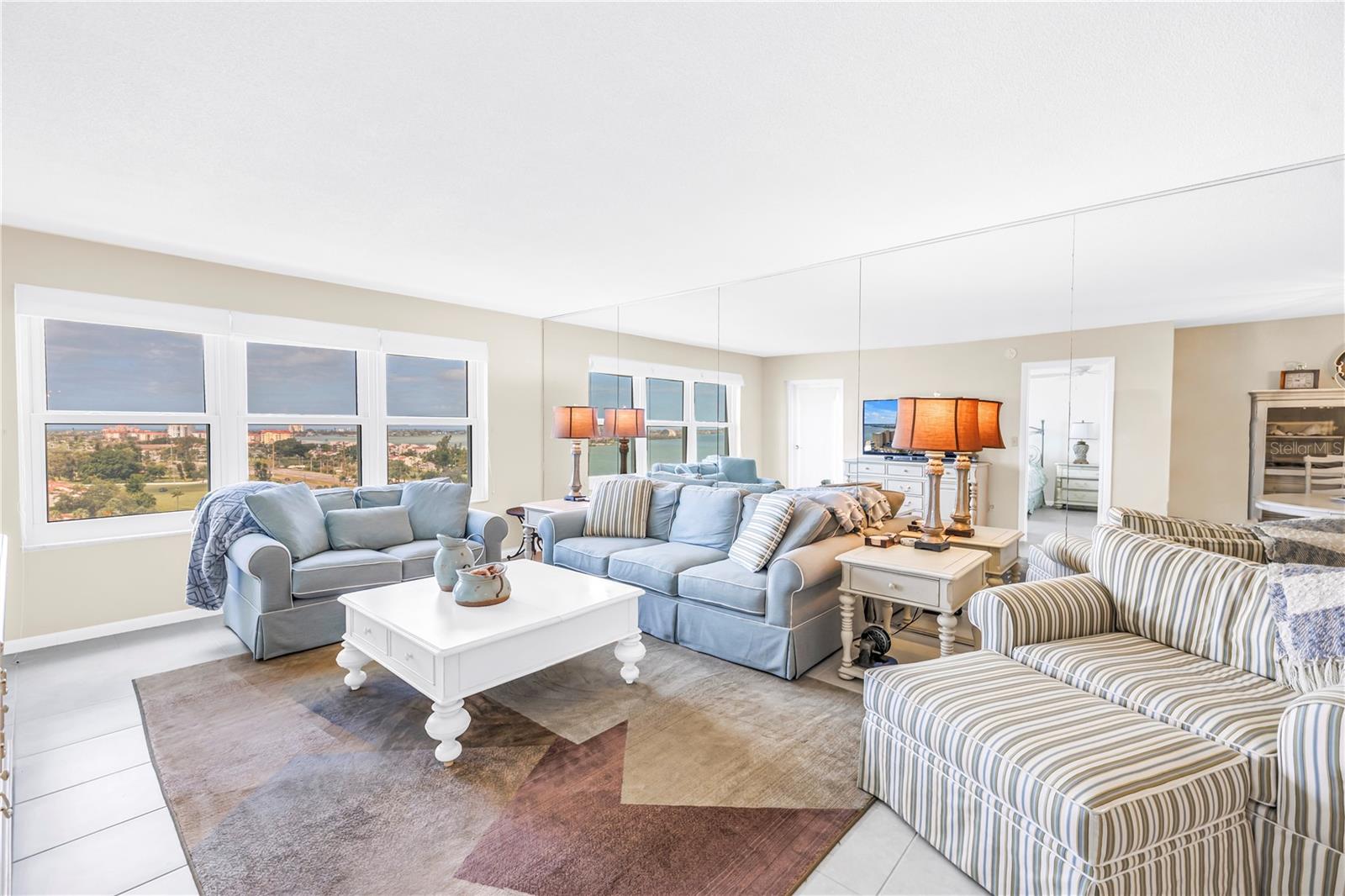 BAYWAY ISLES POINT BRITTANY FIVE - Residential