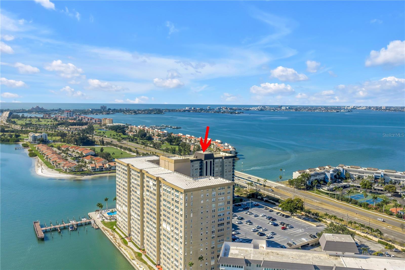 BAYWAY ISLES POINT BRITTANY FIVE - Residential