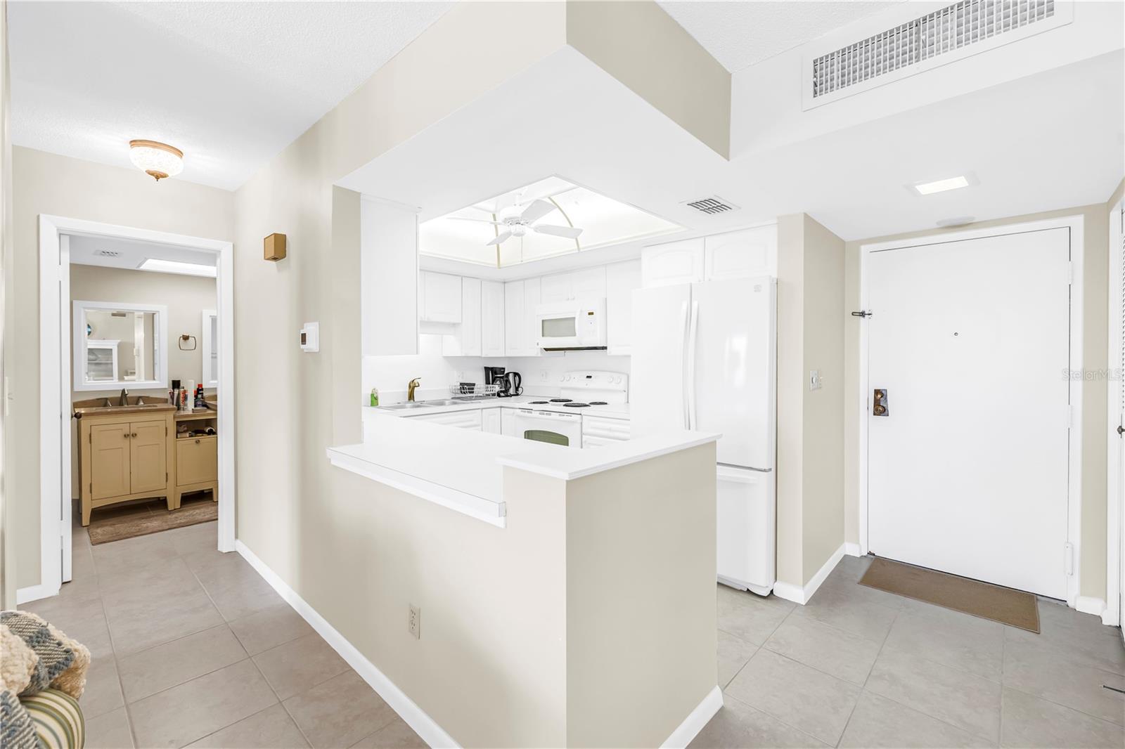 BAYWAY ISLES POINT BRITTANY FIVE - Residential