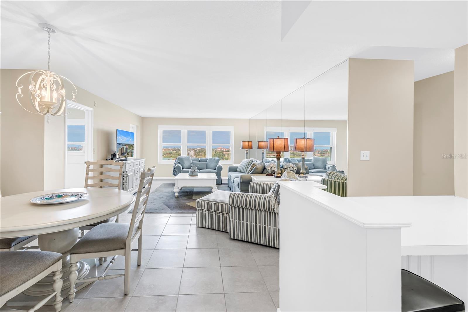 BAYWAY ISLES POINT BRITTANY FIVE - Residential