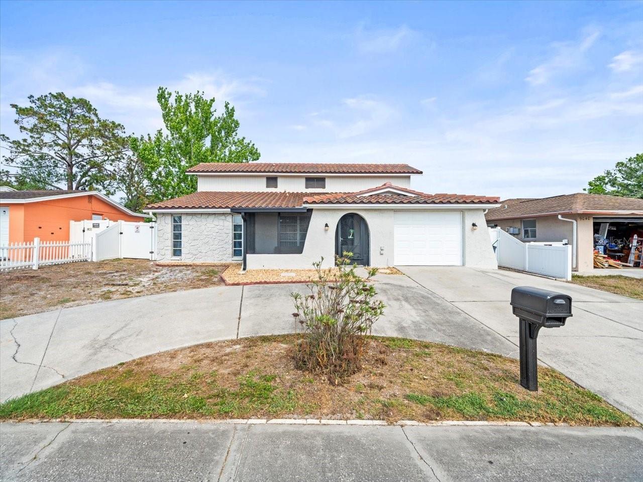 9100 SUFFOLK LANE