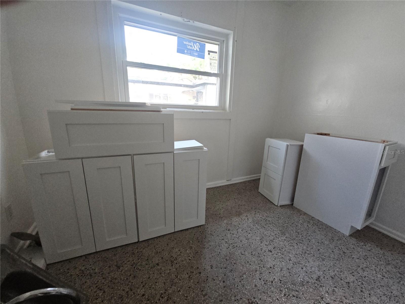 TANGERINE ACRES - Residential Income