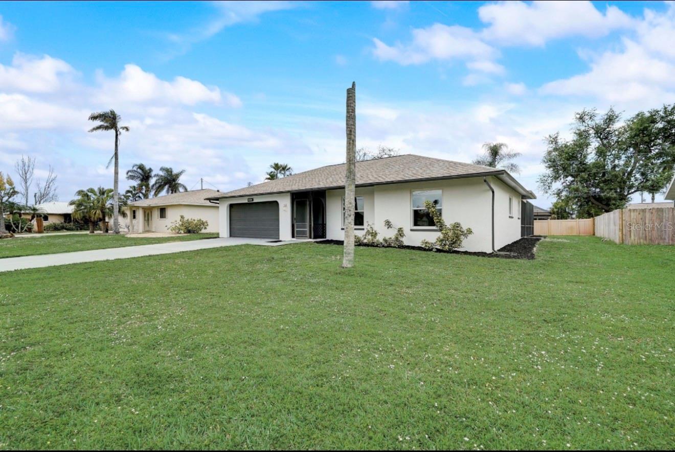 CAPE CORAL - Residential Lease
