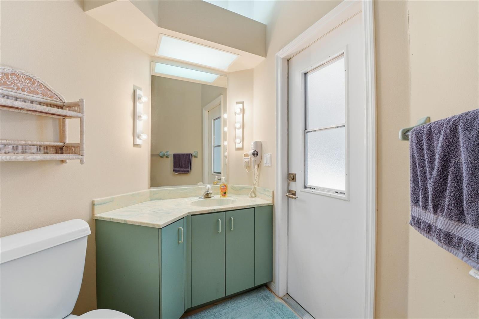 CALUSA LAKES - Residential