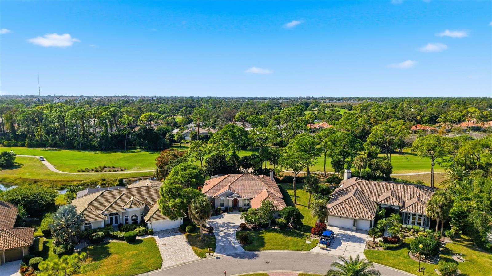 CALUSA LAKES - Residential