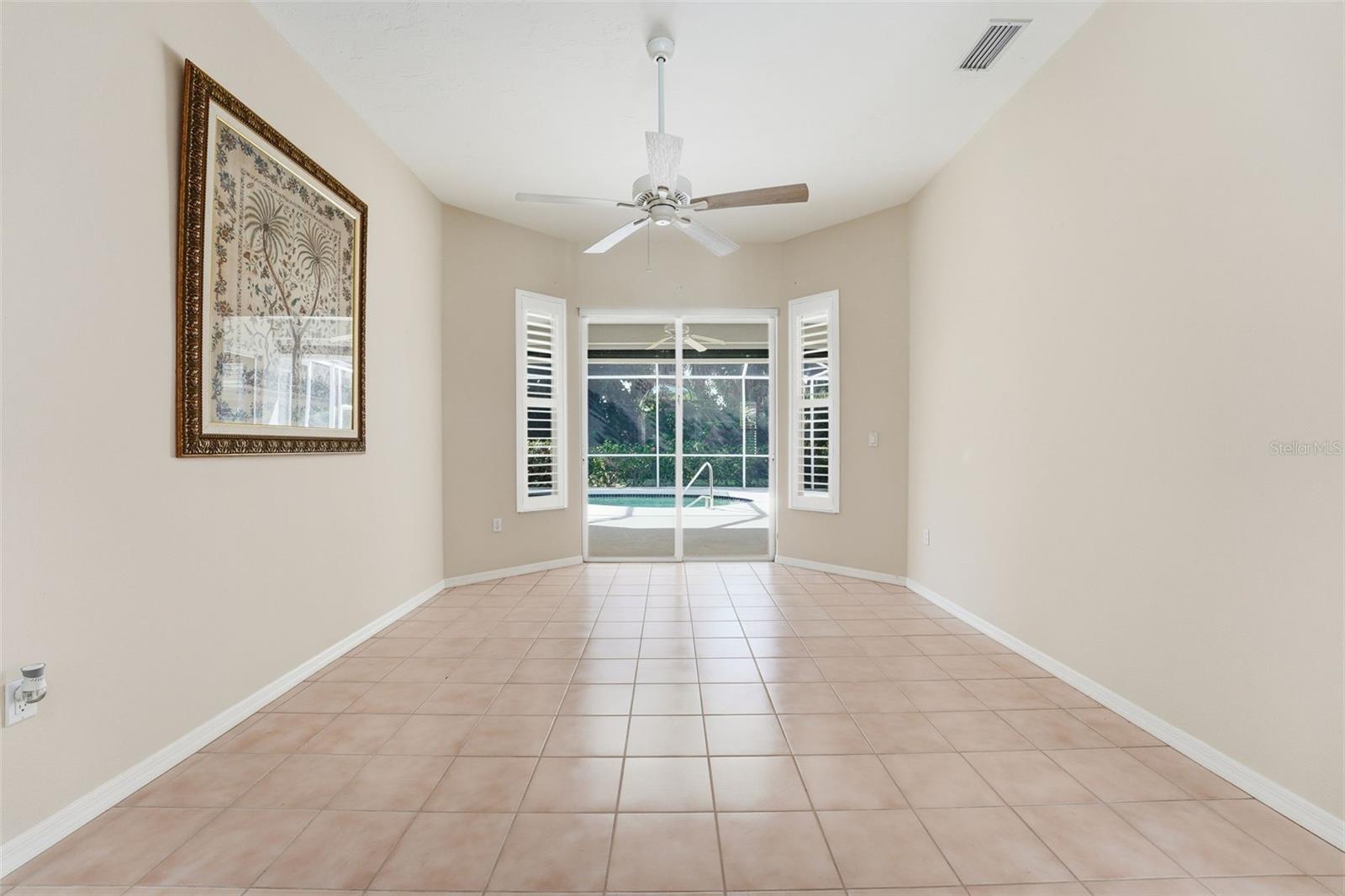 CALUSA LAKES - Residential