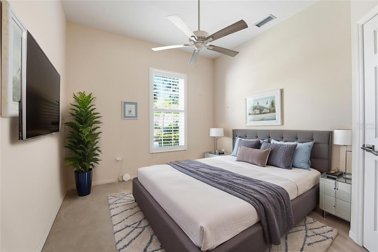 CALUSA LAKES - Residential