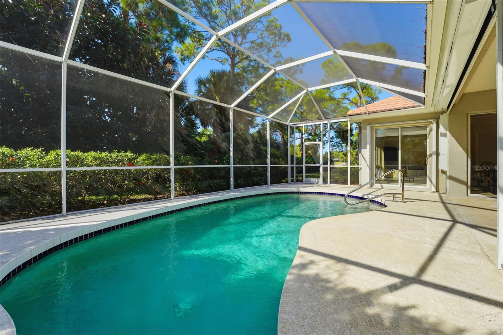 CALUSA LAKES - Residential