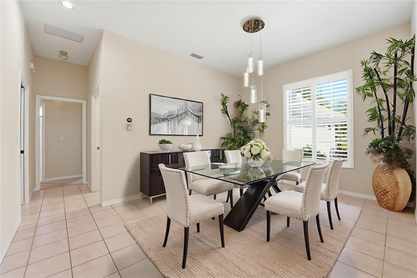 CALUSA LAKES - Residential