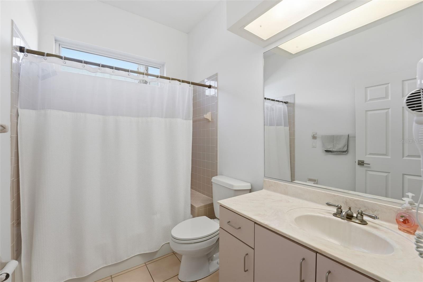 CALUSA LAKES - Residential