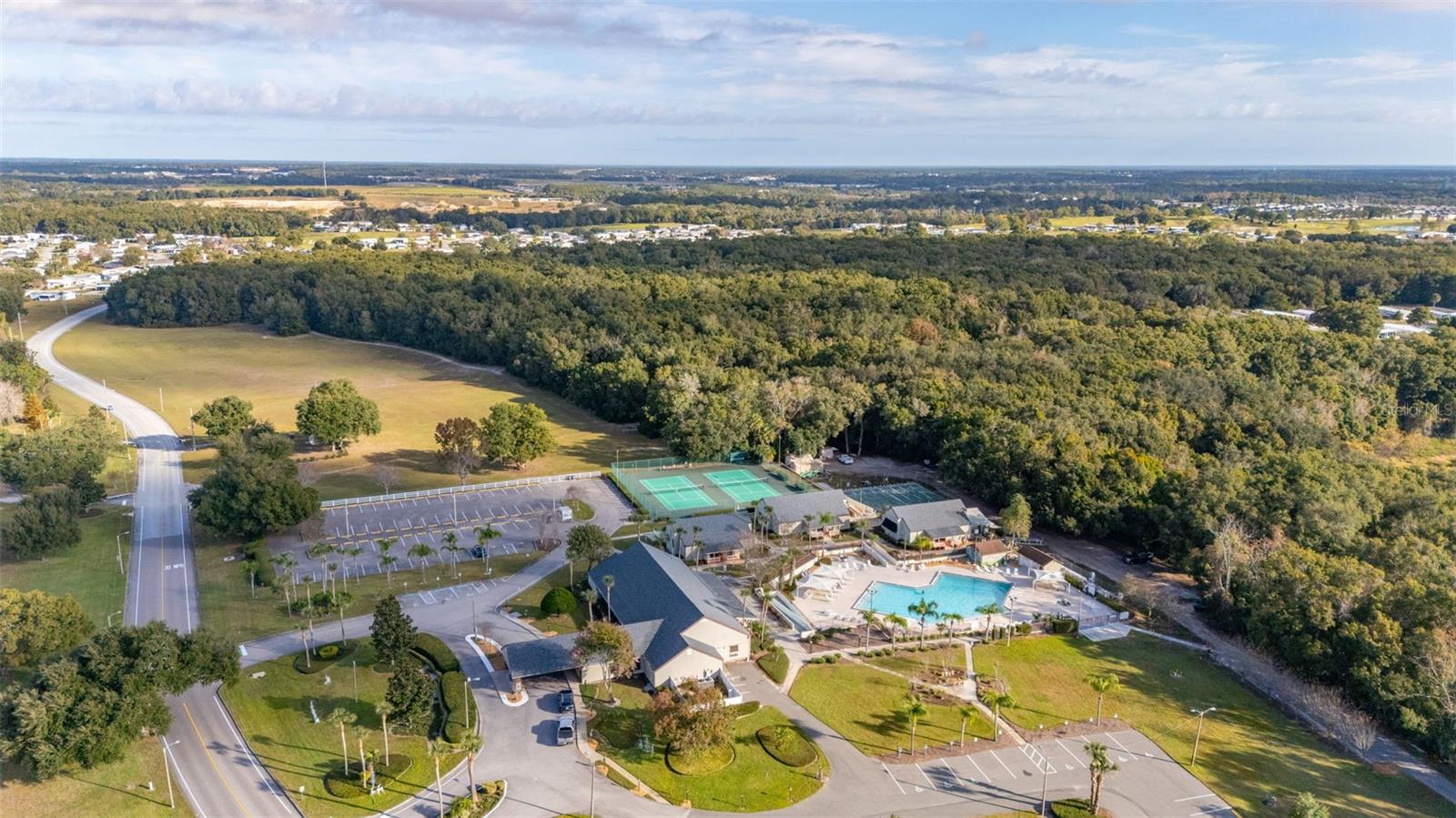 ZELLWOOD STATION - Residential