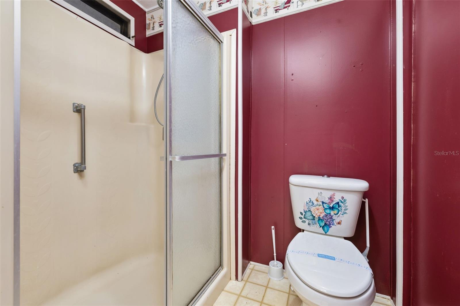 ZELLWOOD STATION - Residential