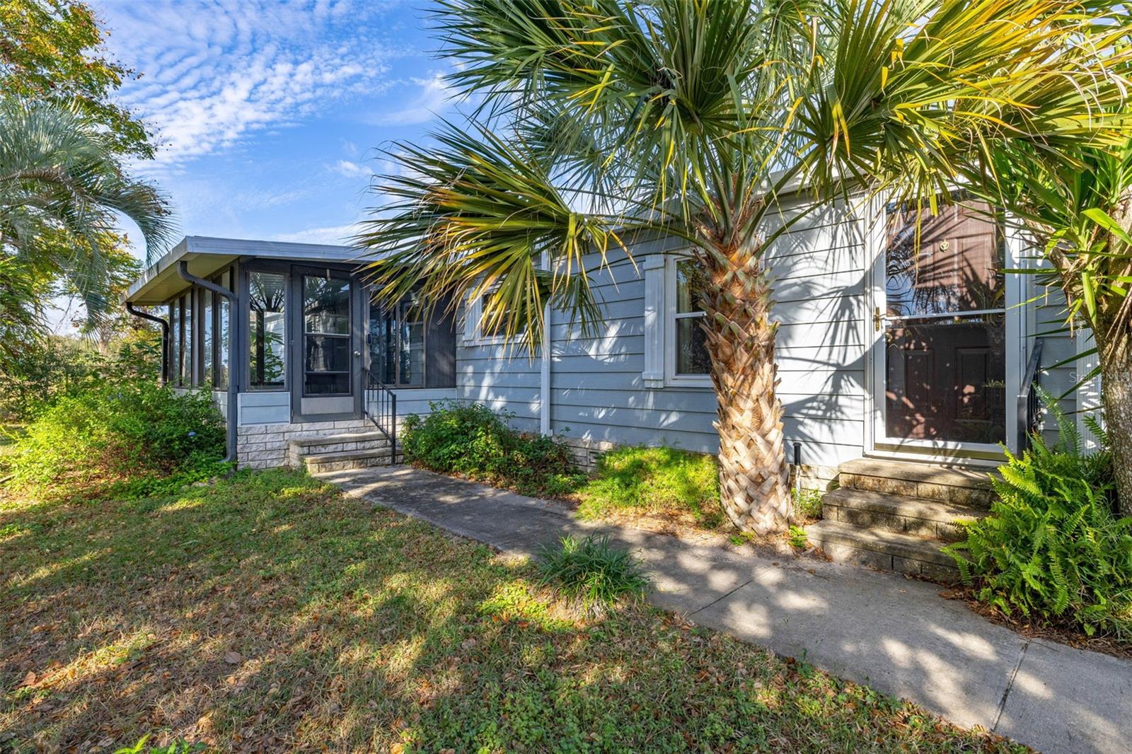 ZELLWOOD STATION - Residential