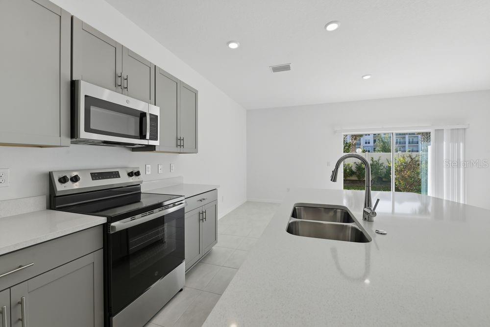 5897 BISCOTTI STREET