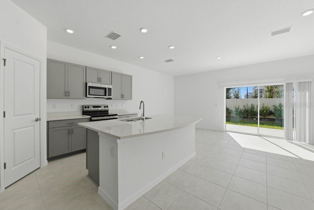 5897 BISCOTTI STREET