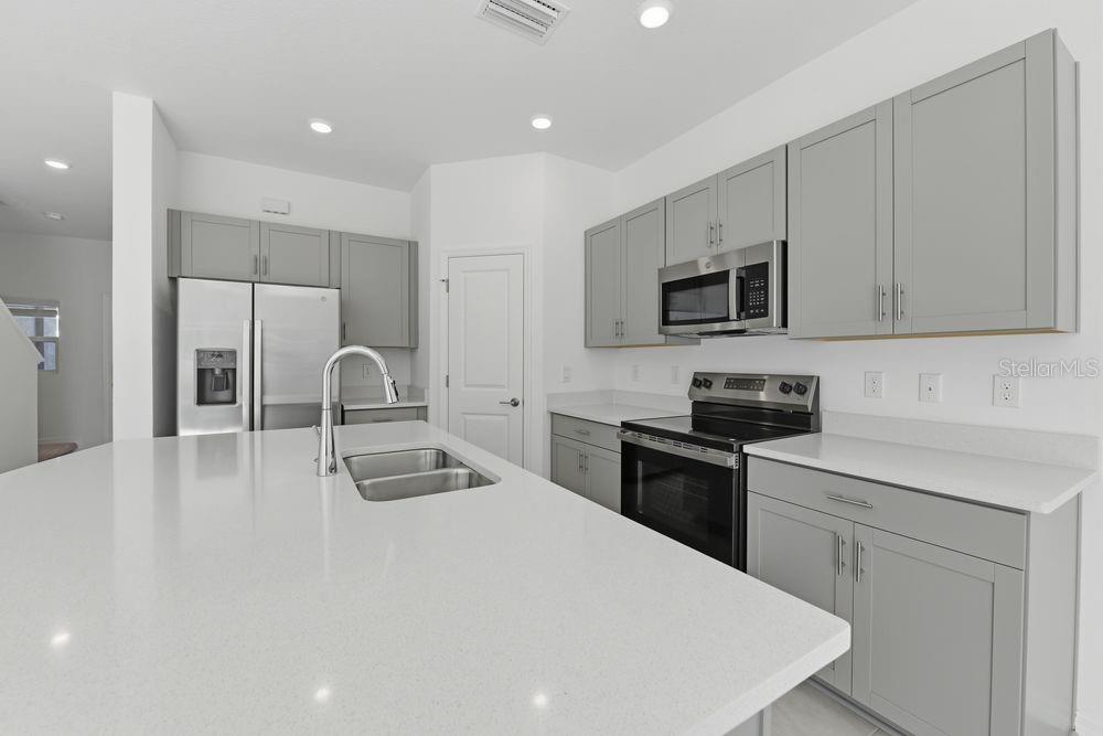 5897 BISCOTTI STREET