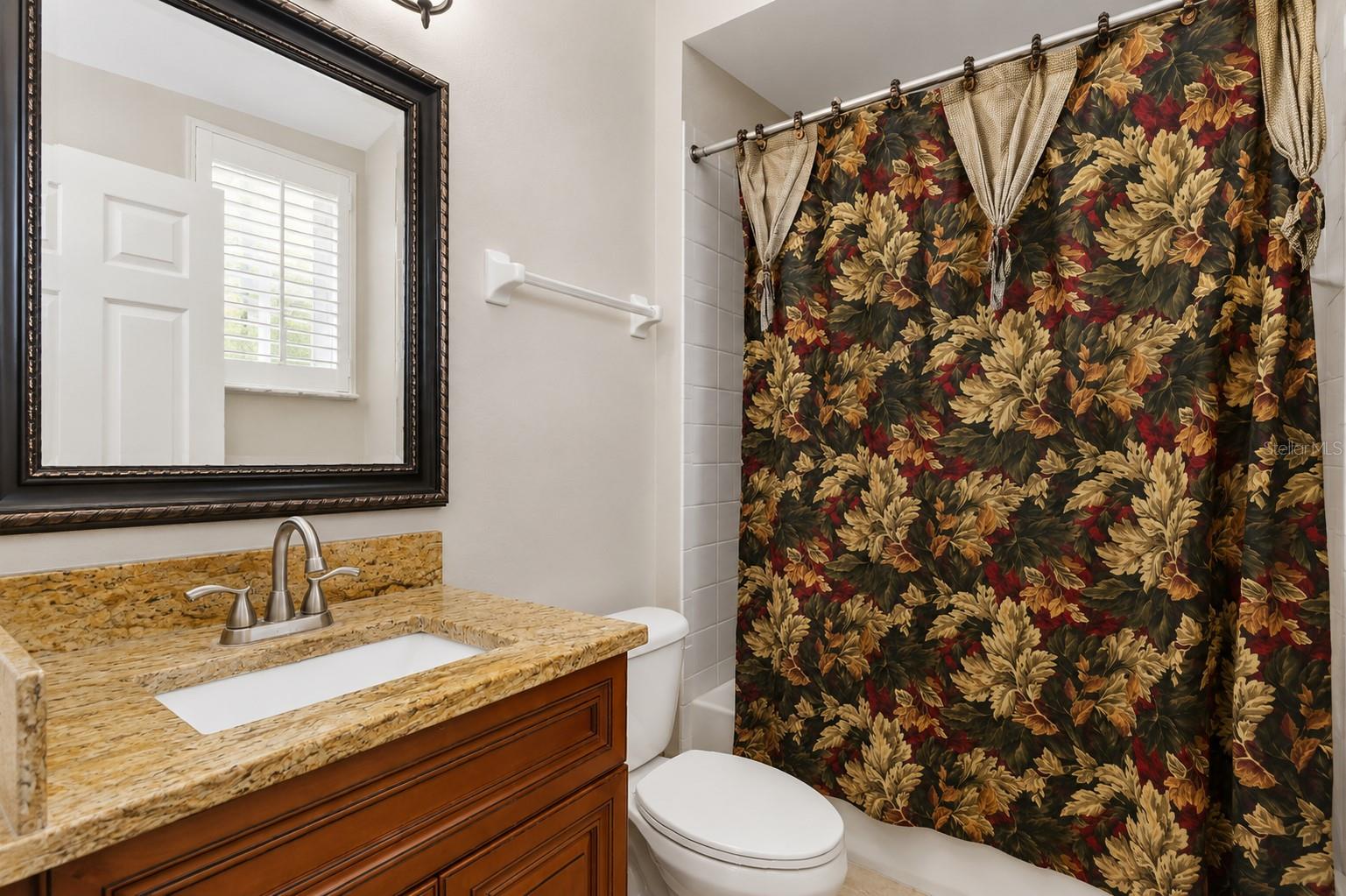 VISTA LAKES VILLAGE N-1 PEMBROKE - Residential